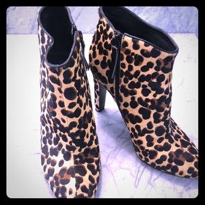 Nine West Leopard Booties - gently worn